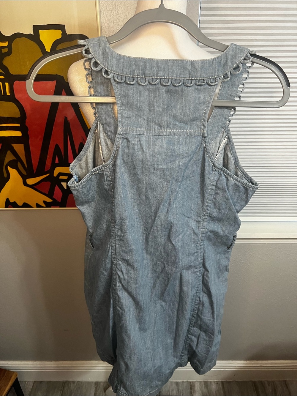Heartloom Jean Mini Dress 90s Short
Large Button Razorback scallop - Picture 8 of 16